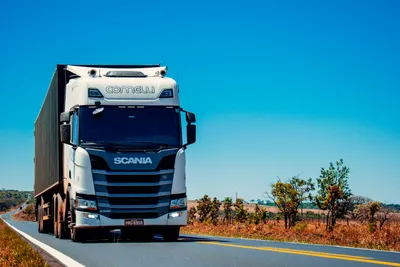 Live Tipper Truck